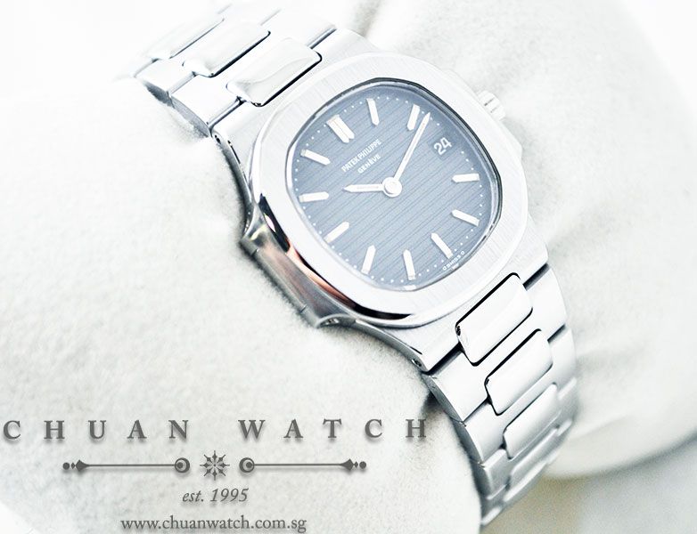 Patek Philippe Lady Nautilus 4700/1 - Discontinued - Image 3