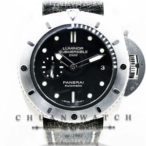 Panerai Luminor Submersible 3-Days 2500M Pam 364 P - Limited Edition of 1000 Pieces Only