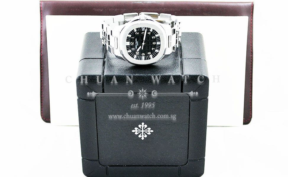 Patek Philippe Aquanaut 5065A/1A-001 - Discontinued - Image 5