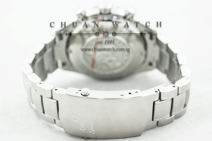 Omega Speedmaster Automatic Date Panda 323.30.40.40.04.001 - Discontinued - Image 4