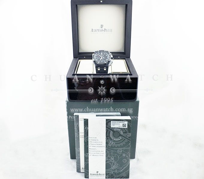 Audemars Piguet Royal Oak Offshore Novelty 26400AU - Image 5