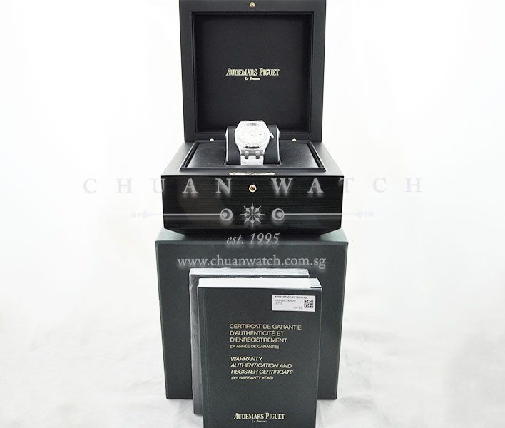Audemars Piguet Lady Royal Oak Quartz 33mm 67621ST White - Discontinued - Image 5