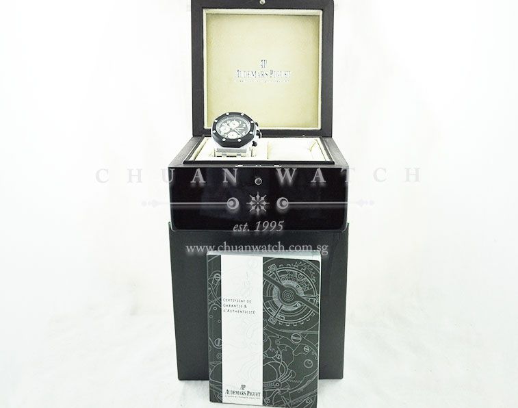 Audemars Piguet Royal Oak Offshore Rubber Clad Black 25940SK - Discontinued - Image 5