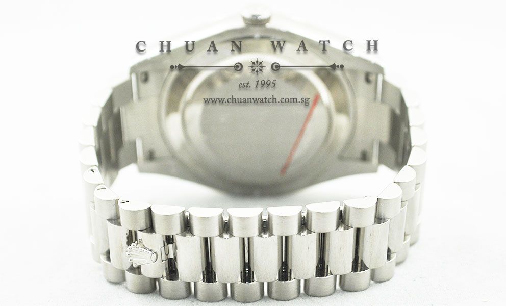 Rolex Day-Date II President 218239 Silver Sunburst Diamonds - Discontinued - Image 4