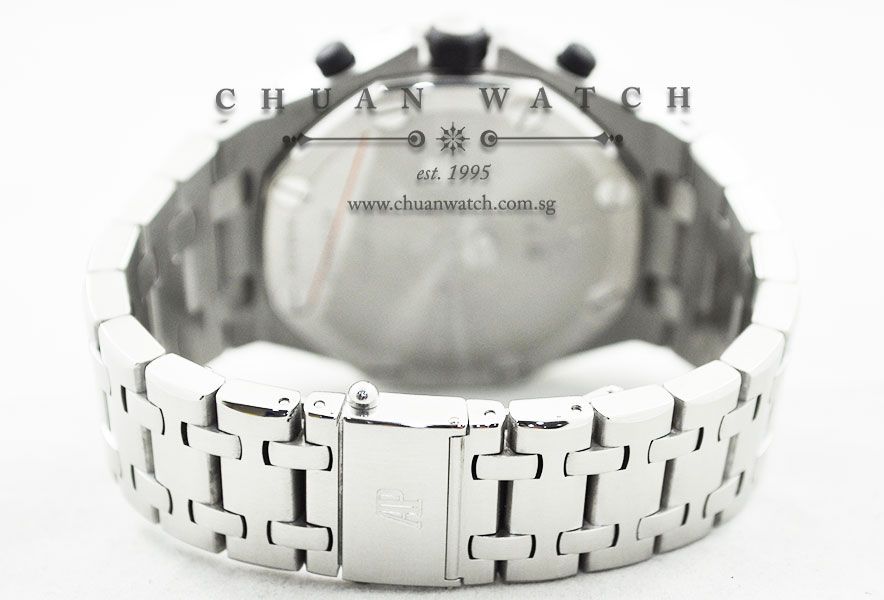 Audemars Piguet Royal Oak Offshore Panda 42mm 26170ST - Discontinued - Image 4