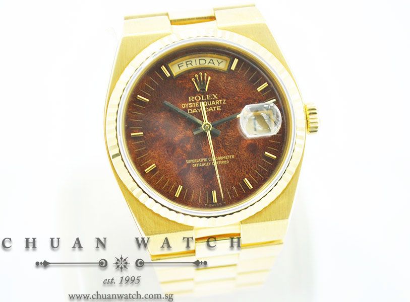 Rolex Vintage OysterQuartz Day-Date 36mm 19018 Wood Dial - Discontinued - Image 3