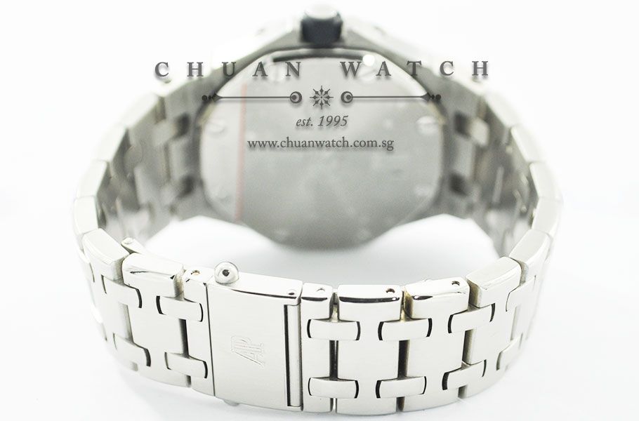 Audemars Piguet Royal Oak Offshore Triple Calendar 39mm 25807ST - Discontinued - Image 4