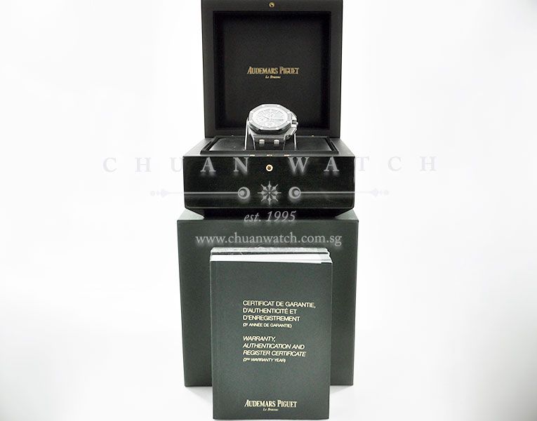 Audemars Piguet Royal Oak Offshore Novelty Ceramic 44mm Anthracite Grey 26405CE - Discontinued - Image 5