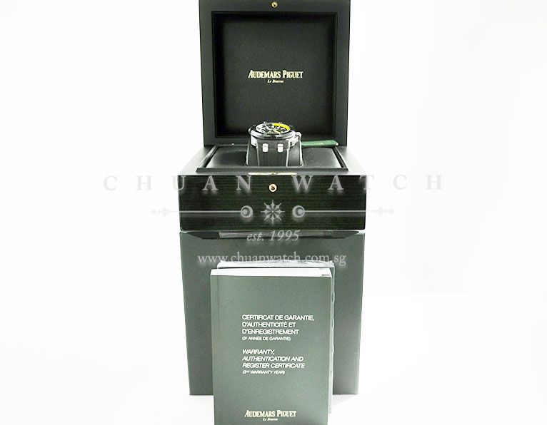 Audemars Piguet Royal Oak Offshore Diver Forged Carbon 42mm 15706AU - Discontinued - Image 5