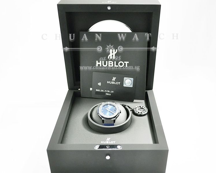 Hublot Classic Fusion Ceramic Blue 38mm 565.CM.7170.LR - Image 5