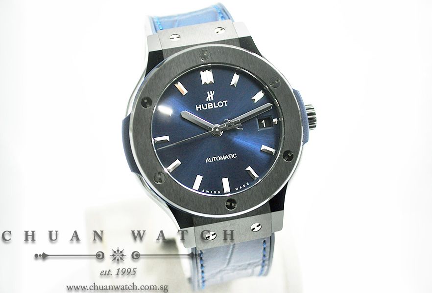 Hublot Classic Fusion Ceramic Blue 38mm 565.CM.7170.LR - Image 3