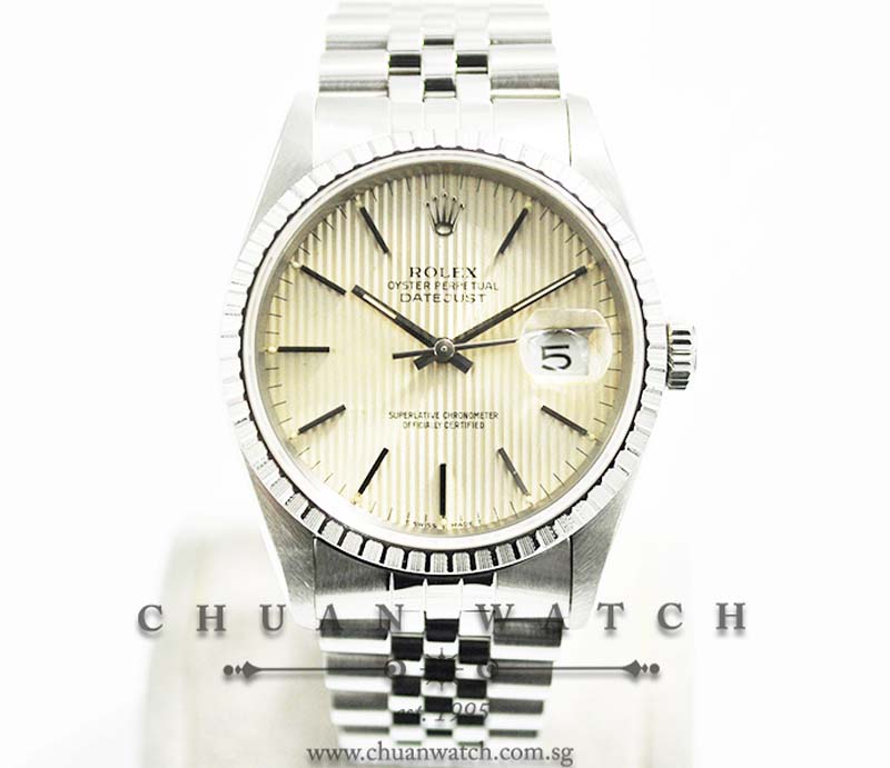 Rolex Gents DateJust 36mm 16220 Silver Tapestry Index - Discontinued
