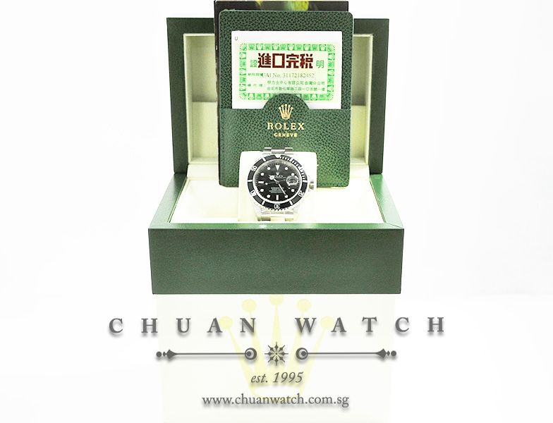 Rolex Submariner Date 16610 - Discontinued - Image 5