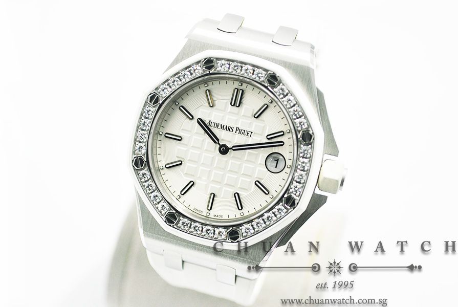 Audemars Piguet Ladies Royal Oak Offshore Quartz 37mm 67540SK - Discontinued - Image 2