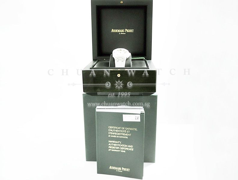 Audemars Piguet Ladies Royal Oak Offshore Quartz 37mm 67540SK - Discontinued - Image 5