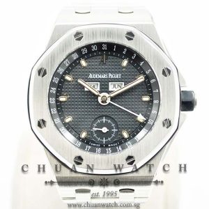 Audemars Piguet Royal Oak Offshore Triple Calendar 39mm 25807ST - Discontinued