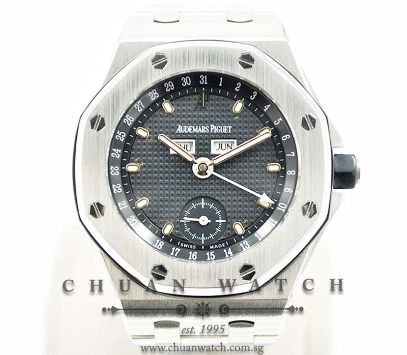 Audemars Piguet Royal Oak Offshore Triple Calendar 39mm 25807ST - Discontinued