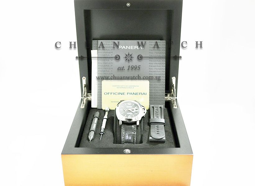 Panerai Luminor Marina Automatic 44mm Pam 104 J - Discontinued - Image 5