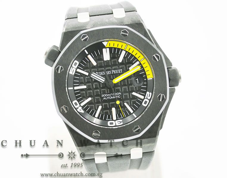 Audemars Piguet Royal Oak Offshore Diver Carbon 42mm 15706AU - Discontinued - Image 3