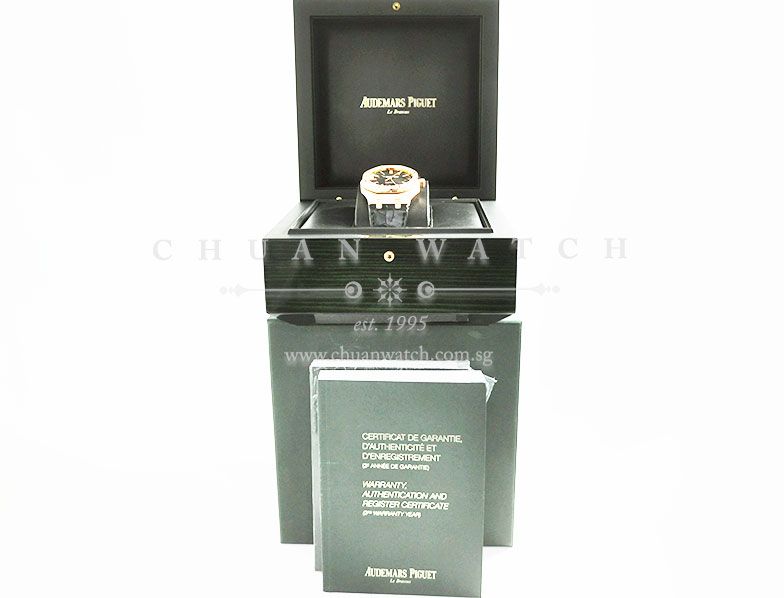 Audemars Piguet Royal Oak Automatic Rose Gold 41mm 15400OR Black - Discontinued - Image 5