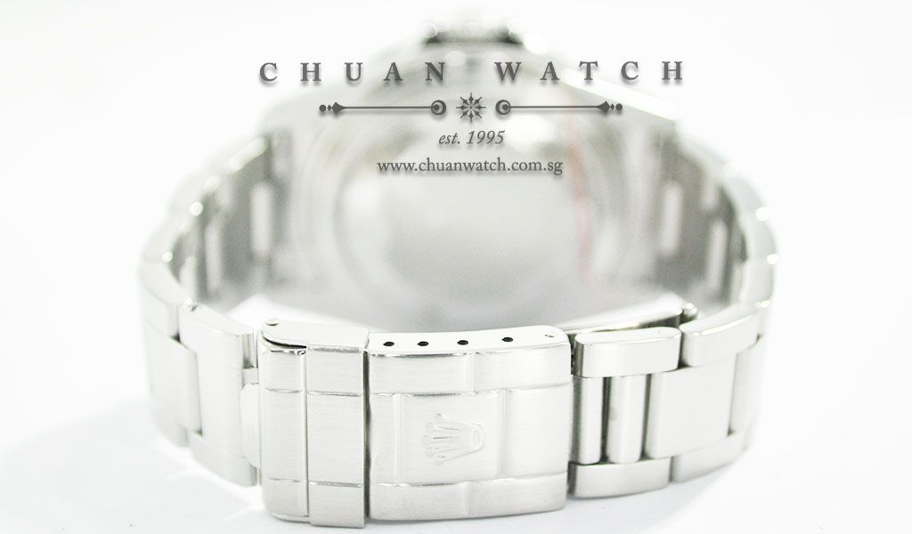 Rolex Explorer II 40mm 16570 Black - Discontinued - Image 4
