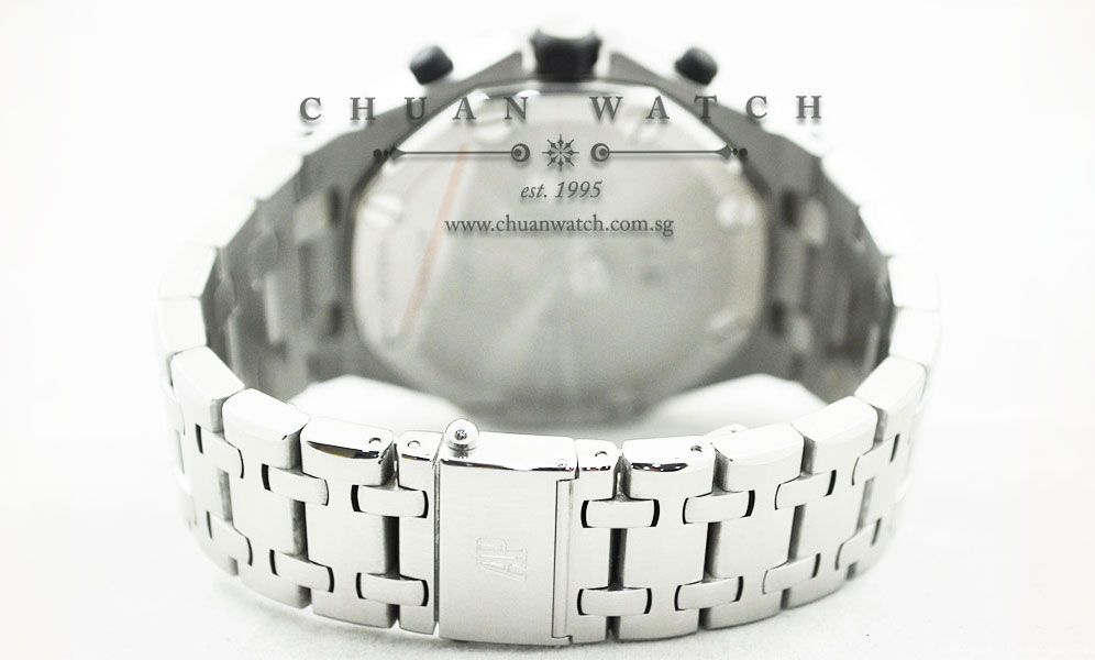 Audemars Piguet Royal Oak Offshore Panda 42mm 26170ST - Discontinued - Image 4