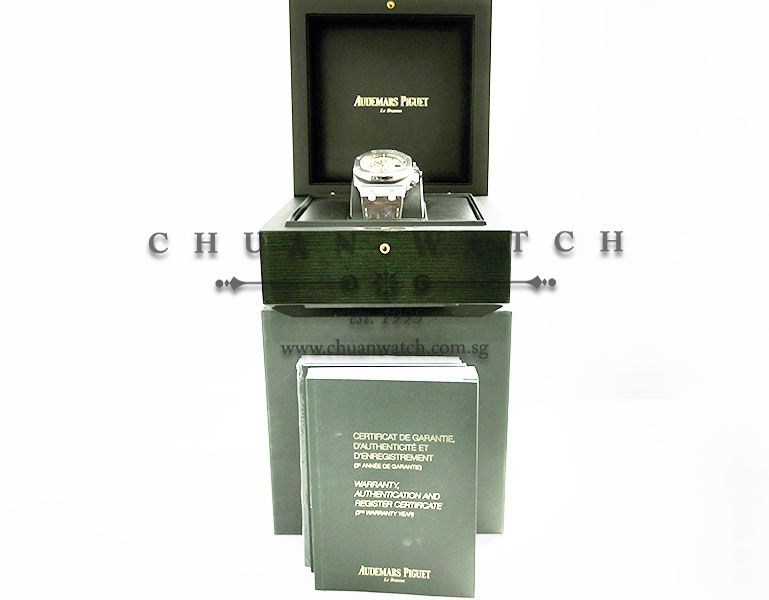 Audemars Piguet Royal Oak Offshore Safari 42mm 26470ST - Discontinued - Image 5