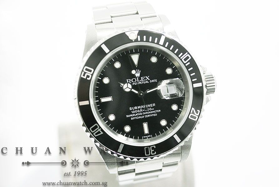 Rolex Submariner Date 16610 - Discontinued - Image 3