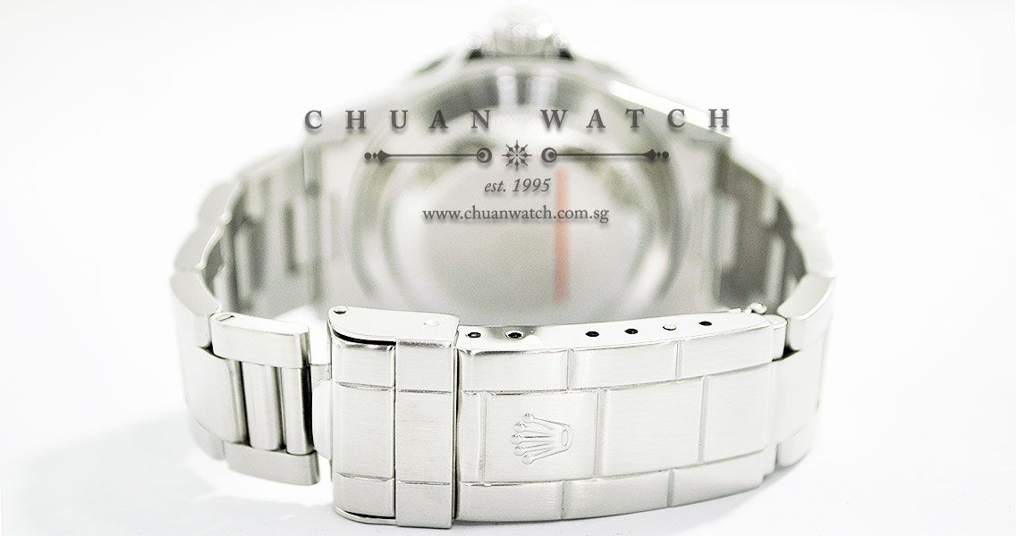 Rolex Submariner Date 16610 - Discontinued - Image 4