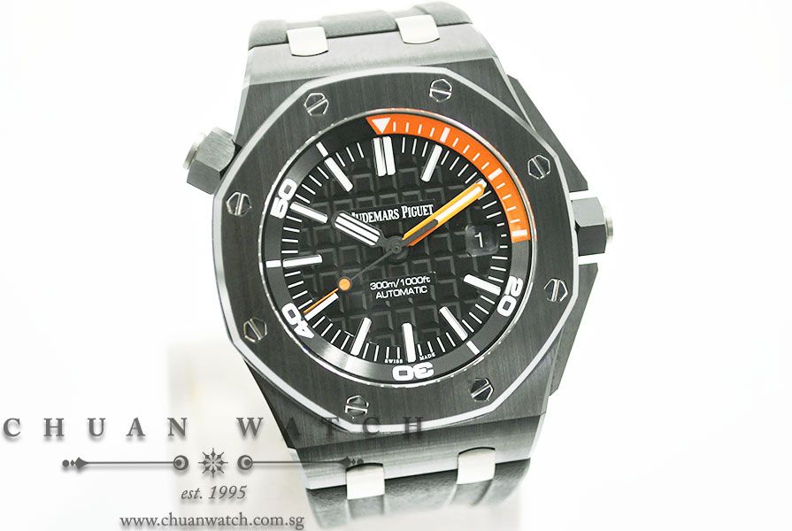 Audemars Piguet Royal Oak Offshore Diver Ceramic 42mm 15707CE - Discontinued - Image 3