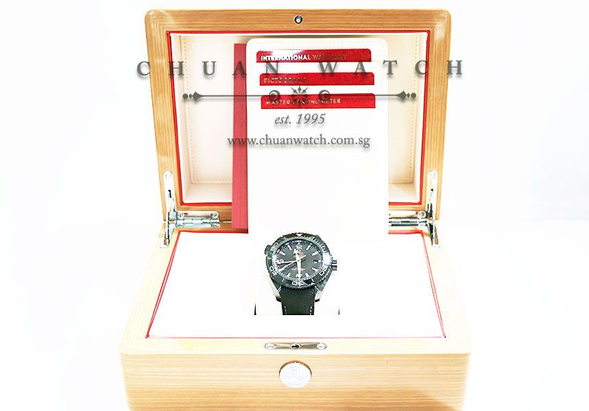Omega Seamaster Planet Ocean 600M Co-Axial Master Chronometer GMT Ceramic Deep Black 45.5mm 215.92.46.22.01.001 - Image 5