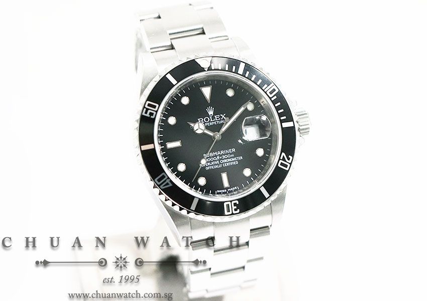 Rolex Submariner Date 16610 - Discontinued - Image 3