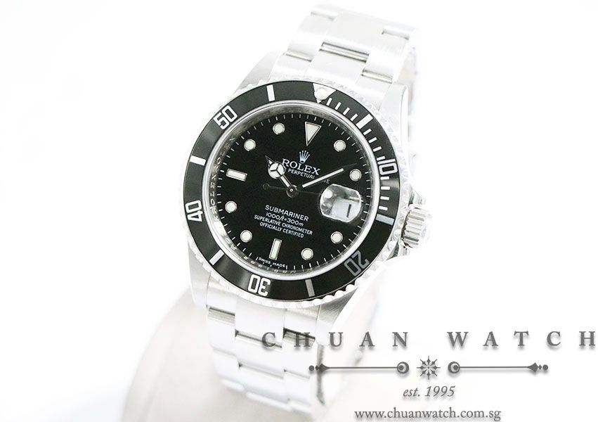 Rolex Submariner Date 16610 - Discontinued - Image 2