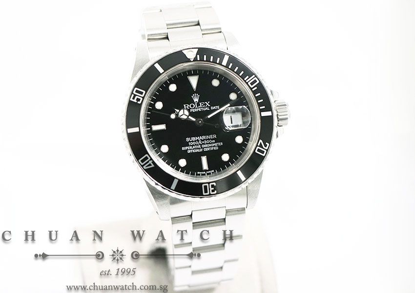 Rolex Submariner Date 16610 - Discontinued - Image 3