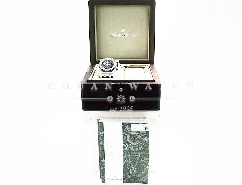 Audemars Piguet Ladies Royal Oak Offshore 37mm 26048SK Black - Discontinued - Image 5