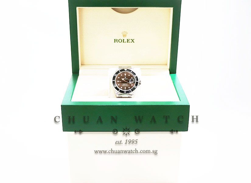 Rolex Submariner Date 16610 Swiss Only - Discontinued - Image 5