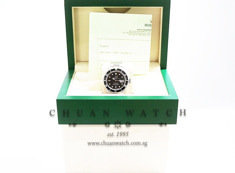 Rolex Submariner Date 16610 - Discontinued - Image 5