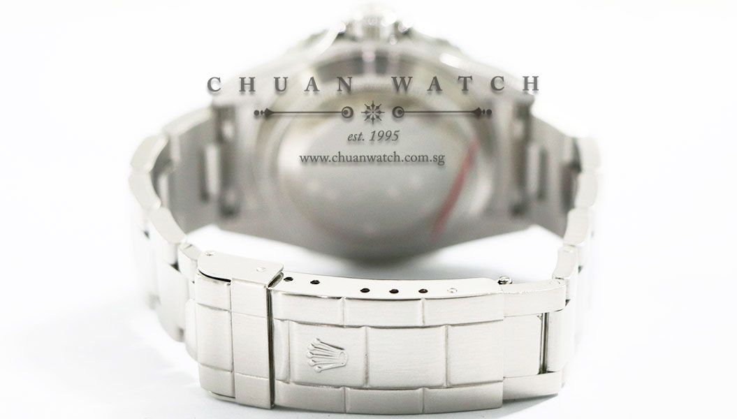 Rolex Submariner Date 16610 - Discontinued - Image 4