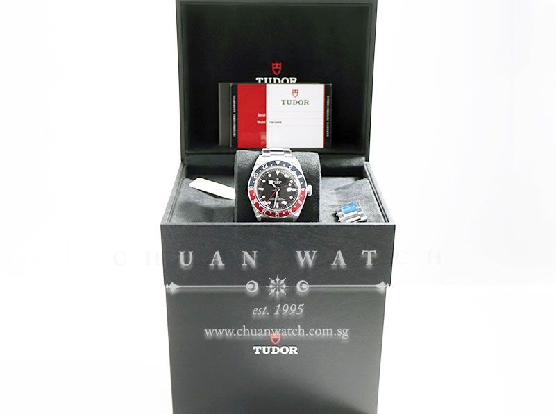Tudor Heritage Black Bay GMT Pepsi 41mm 79830RB - Image 5
