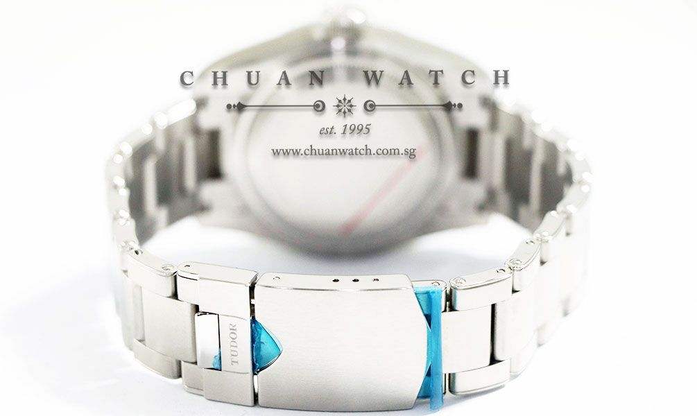 Tudor Heritage Black Bay GMT Pepsi 41mm 79830RB - Image 4