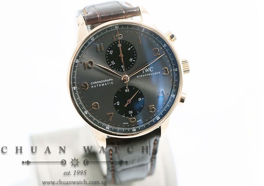 IWC Portuguese Chronograph Rose Gold 40.9mm IW371482 - Discontinued Reference - Image 3