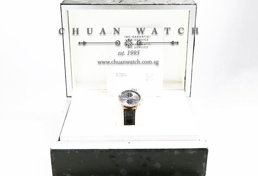 IWC Portuguese Chronograph Rose Gold 40.9mm IW371482 - Discontinued Reference - Image 5