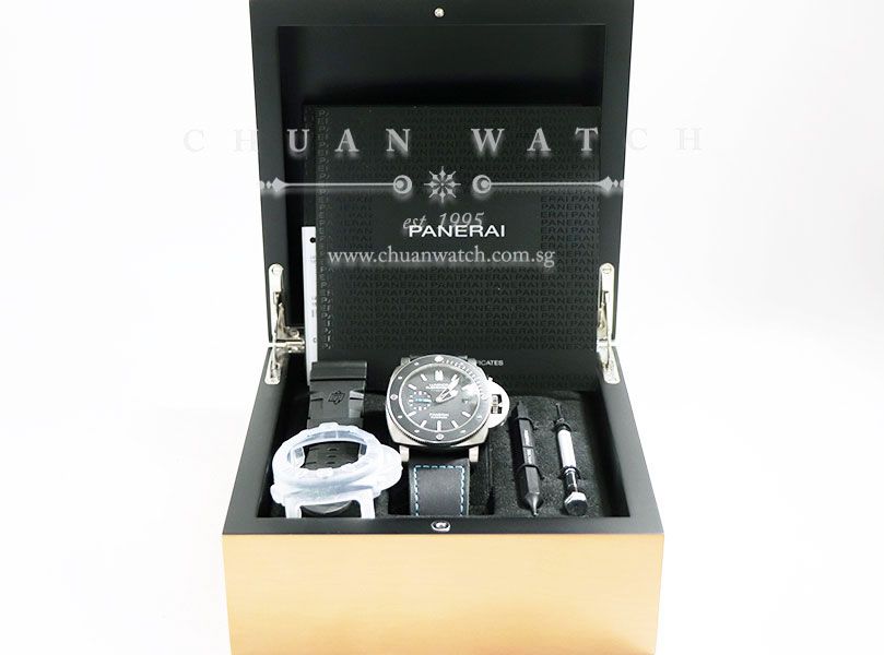 Panerai Luminor Submersible 1950 3-Days Amagnetic Titanio 47mm Pam 1389 T - Image 5