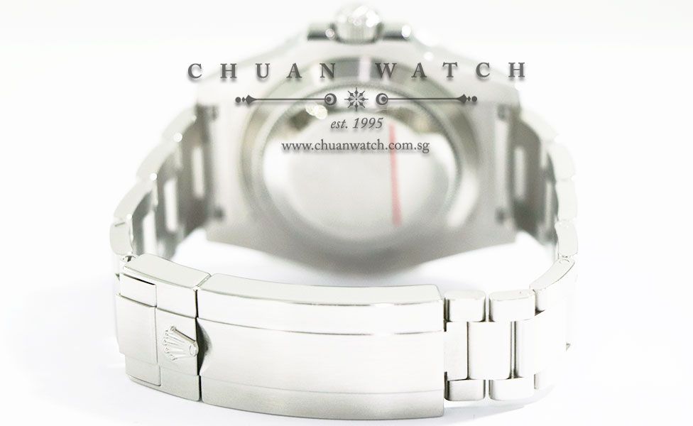 Rolex Submariner 116610LV Hulk - Discontinued - Image 4