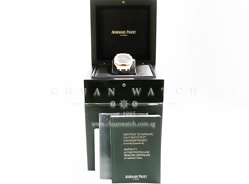 Audemars Piguet Royal Oak Automatic Rose Gold 41mm 15400OR Black - Discontinued Reference - Image 5