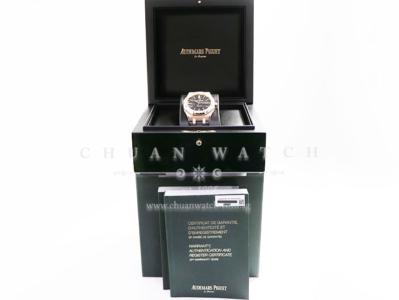 Audemars Piguet Royal Oak Automatic Rose Gold 41mm 15400OR Black - Discontinued Reference - Image 5