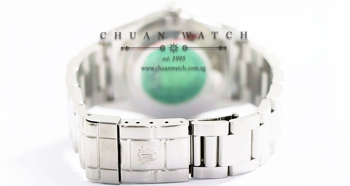 Rolex Explorer 36mm 114270 - Discontinued - Image 4