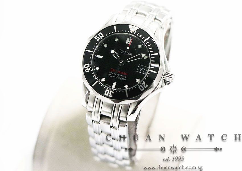 Omega Ladies Seamaster Diver 300M Quartz 28mm 212.30.28.61.01.001 - Discontinued - Image 2