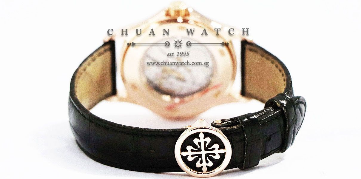 Patek Philippe Calatrava Travel Time Rose Gold 37mm 5134R-011 - Discontinued - Image 2