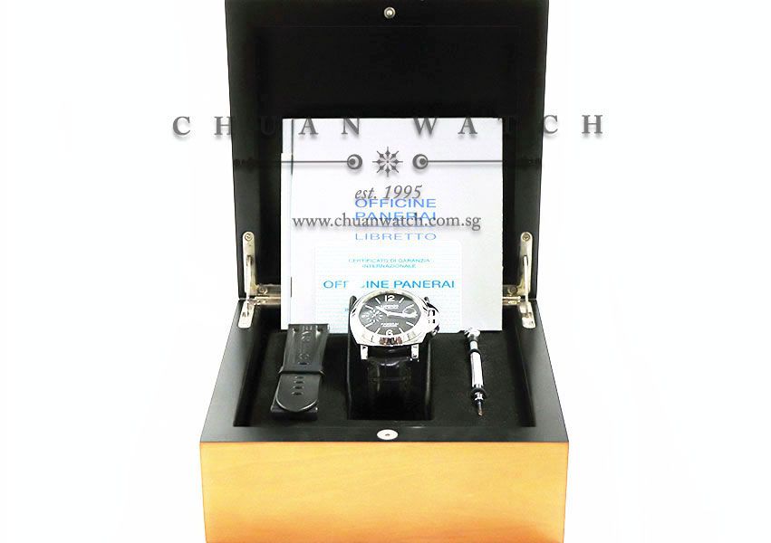 Panerai Luminor Marina Automatic 44mm Pam 104 F - Discontinued - Image 3